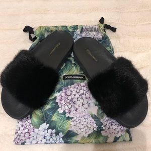 Beautiful black mink Authentic Dolce and Gabbana slides